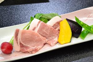三元豚陶板焼き