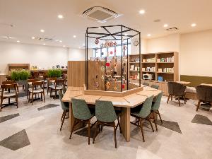 【ライブラリーカフェ】お仕事や商談、旅の相談スペースとしてもご利用いただけます