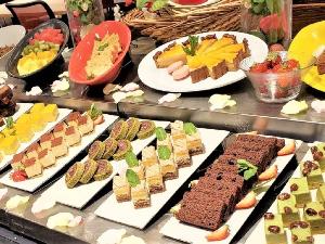 1日の始まりは、健康的なおいしい朝ごはんから。 ?女性に嬉しいデザートコーナーが充実。