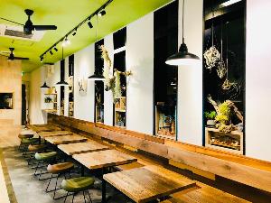 レストラン店内