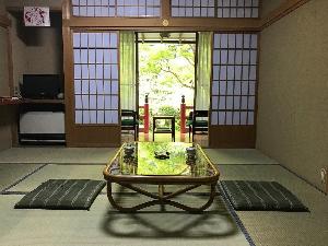 バストイレ又はシャワーブース付き和室（一例）
