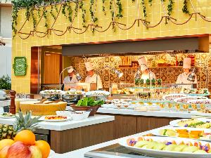 ◇パフォーマンスキッチン(イメージ)お客様の目の前でお料理を仕上げてご用意