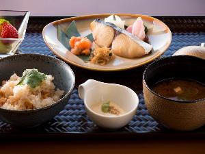クラブラウンジ　朝食　イメージ
