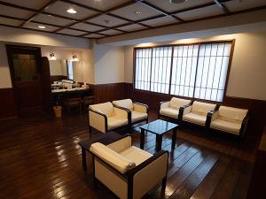【貸切岩盤風呂SHIZUKA】営業時間15：00～22：00（最終受付21：00）料金/60分　お1人様1,210円（税込）※貸切での利用のため、要予約制となります。