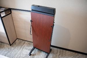 貸出用ズボンプレッサー