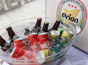 冷えたオリオンビールとドリンク