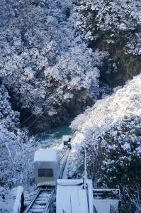 ケーブルカー（雪景色）