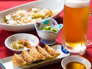 【中華料理　王朝】
