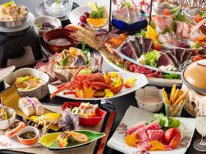 皿鉢料理と土佐風会席　※9月～11月の内容となります