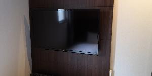 40型の壁かけTVでBS放送もお楽しみいただけます。