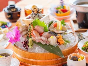 ★桶盛り海鮮会席(一例)