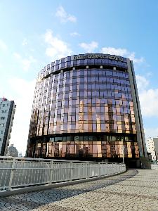 桜木町駅　新南口(交通系ICカード専用改札)から徒歩3分！