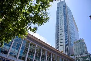 当ホテルは渋谷駅から直結、「渋谷マークシティ」5階にフロントがあり、アクセス抜群です。改札から外に出ることなく、雨の日でも、駅からぬれずにたどり着けます。