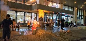 雲仙のお盆は、玄関先で花火で楽しもう！！