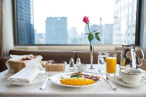 朝食　ルームサービス（イメージ）