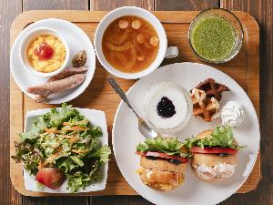朝食プレート