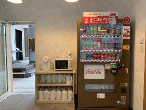 自動販売機と電気ポット