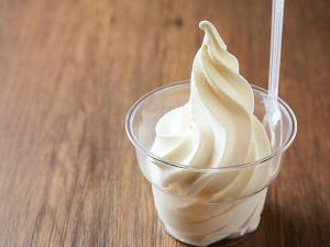 【青函市場・朝食一例】朝食のソフトクリームはお部屋へお持ち帰りもいただけます。
