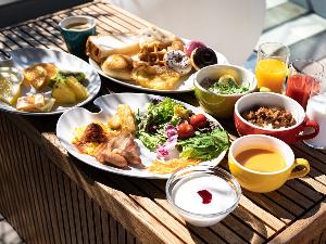 朝食はブッフェスタイルで提供しております。