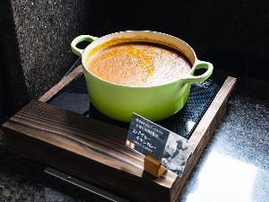 朝食はブッフェスタイルで提供しております。