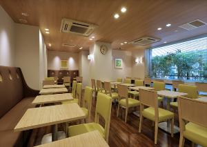 1階朝食コーナー（提供時間6：30～9：30）