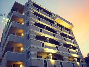 ◆HOTEL385 外観【夕方】