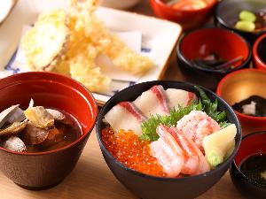 【朝食】味めぐり横丁～ご当地一品と彩り朝食～　ブッフェ一例