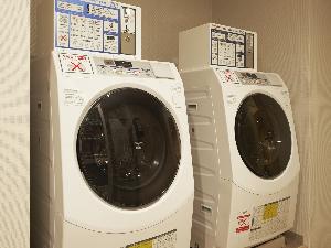 館内に、コインランドリー＆乾燥機がございます。