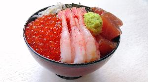 海鮮丼