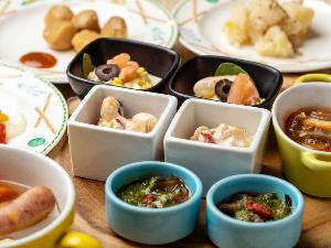 夕食／フランスやドイツなどヨーロッパ各国の料理を楽しんで