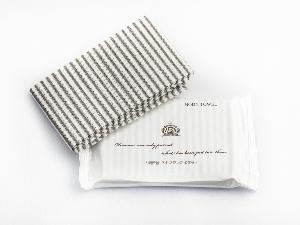 背中も洗いやすいボディタオルをご用意。