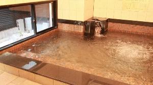 大浴場　入れ替え制<BR>・女性…5:00p.m.〜8:30p.m.<BR>・男性…9:00p.m.〜深夜2:00a.m.<BR>