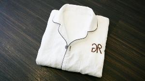 ガウン<BR>各階リネン棚に準備しております。
