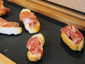 ホテルヴィソン最上階のダイニング「イスルン」朝食ビュッフェ一例