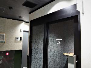 2F　喫煙ブース