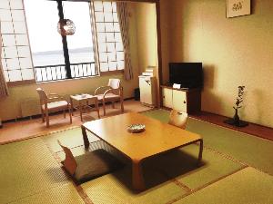 湖水側のお部屋（10畳）※イメージ