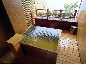 木曽檜造りの貸切温泉露天風呂「駒の湯」」※2,750円/50分（無料特典付プランもございます）