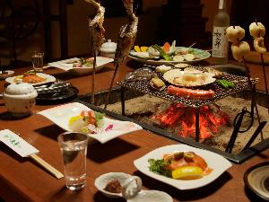 食事処「唐花草」姫鱒の串焼きや鍋料理などの囲炉裏会席お楽しめます（時節により変更があります）