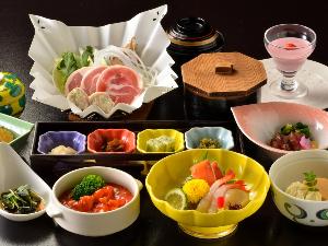 ご夕食一例　※季節・仕入状況により内容は異なります。