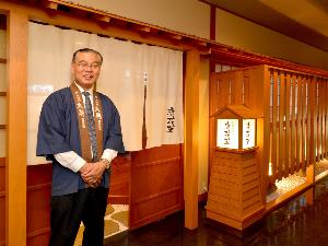 初代、初太郎の名を冠した囲炉裏会席「初太郎物語」は専用のお食事処「唐花草」にご用意いたします