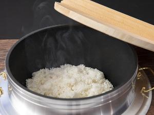 ◆朝食ビュッフェ｜釜炊きご飯や和食メニューもご用意しております（一例）