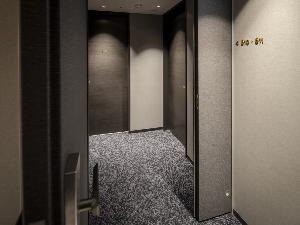 ◆アジョイニングルームB 20平米＋41平米｜扉を開けると2つのお部屋！ファミリー・グループ向け客室　