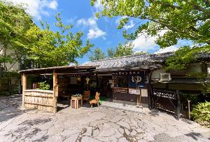 売店棟