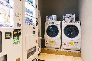 館内コインランドリー　　24時間営業