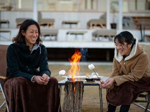 身も心も温まるスウェーデントーチの焚き火