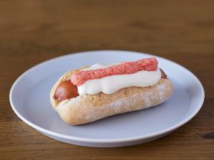 朝食(宿泊者限定) / 「ホットドッグ」　特注のパンを使用したホットドッグを使用　※イメージ 