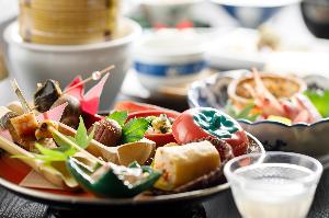 【料理イメージ】ご夕食は「会席料理」・ご朝食は「和定食」となります。