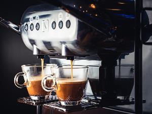 ご滞在中は無料でコーヒー・紅茶をお召し上がりいただけます。お部屋へも持ち帰り可能