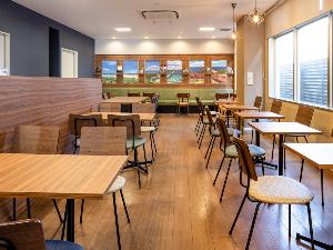 【ライブラリーカフェ】お仕事や商談、旅の相談スペースとしてもご利用いただけます
