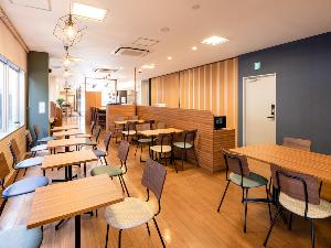 【ライブラリーカフェ】思い思いのひとときをごゆっくりお過ごしいただける空間です